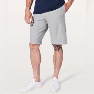 Lululemon Commission Shorts Men’s Size 34 Gray Classic Chino Casual Golf Active